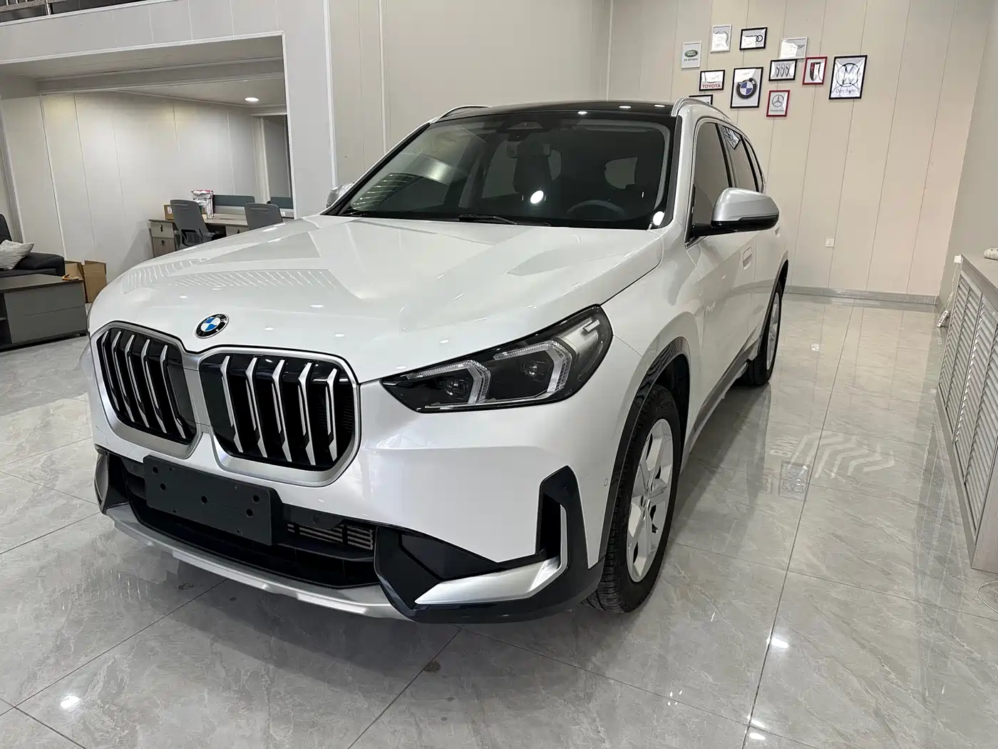 BMW X1 2023 sDrive20Li X Design Package