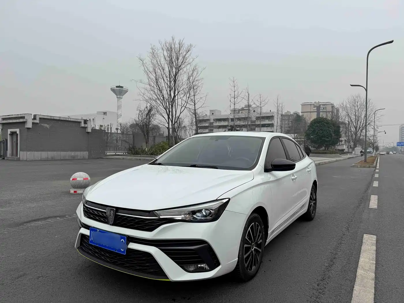 ROEWE I5