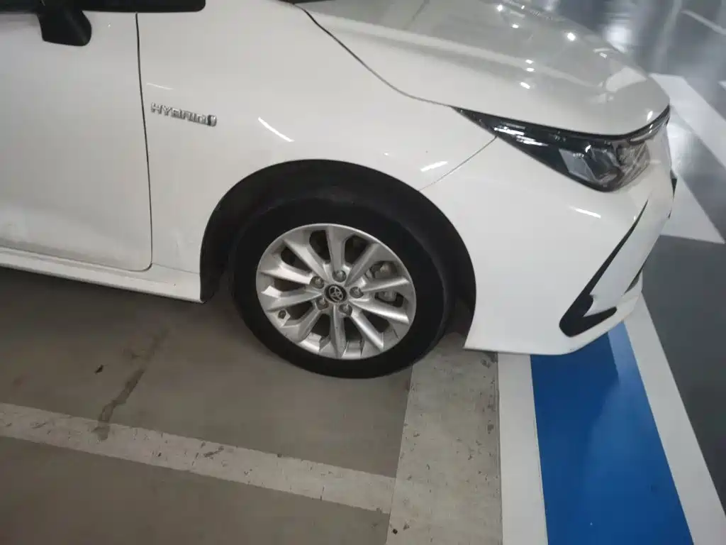 Photo 26 - Toyota Corolla