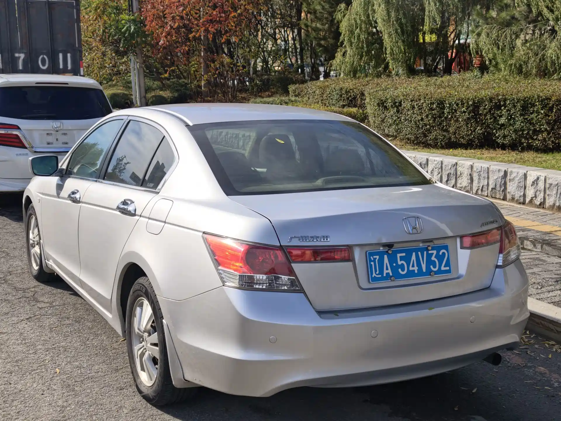 Photo 8 - Honda Accord