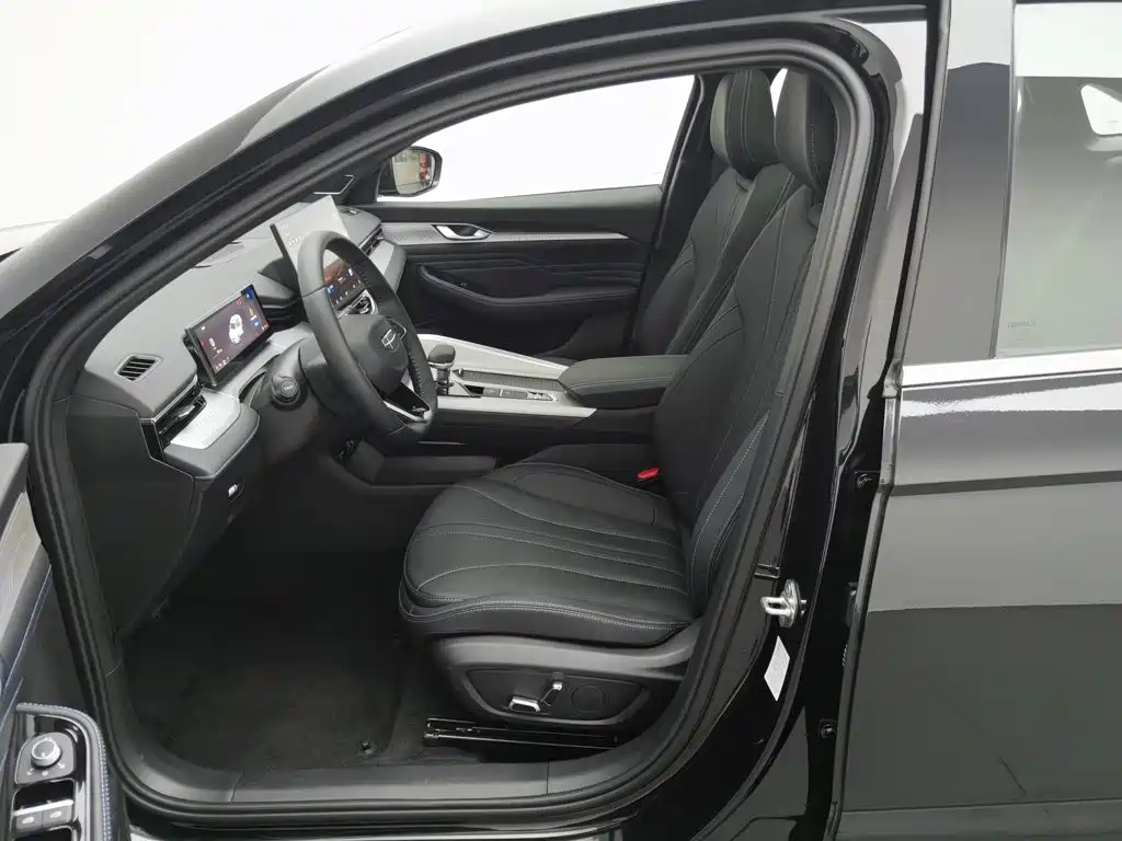 Geely Preface 2026 2025 Oriental Glory 1.5TD Kunlun Edition