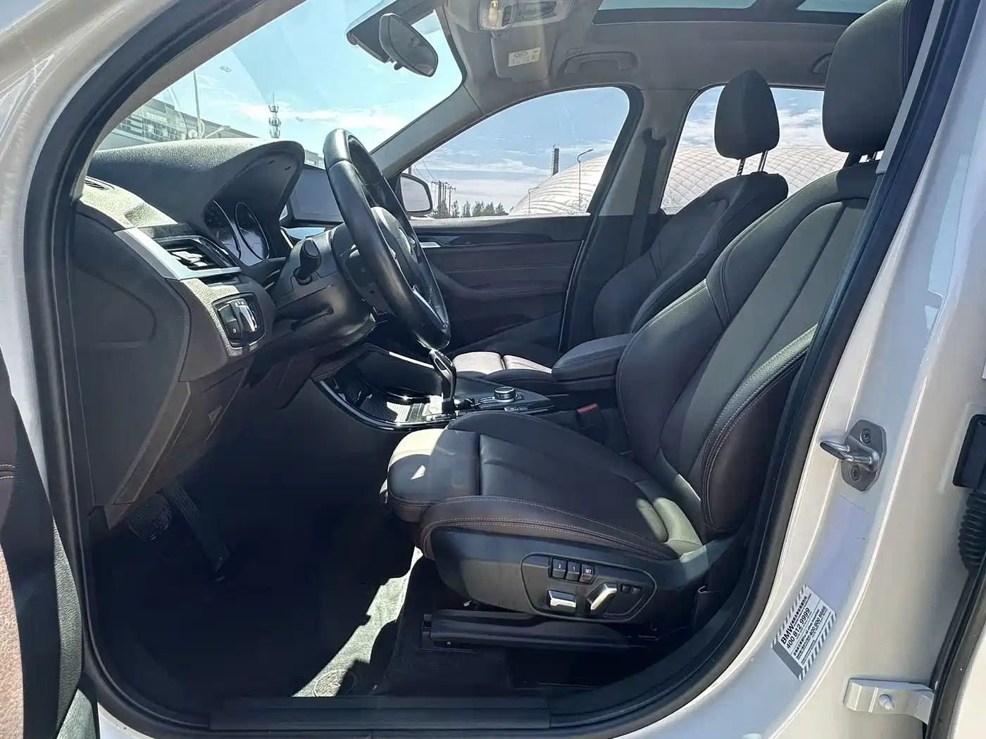 BMW X1 2022 sDrive20Li Premium фото 6