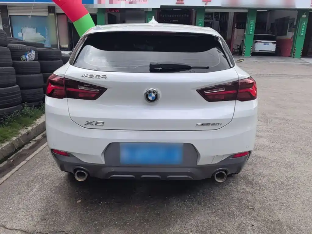 BMW X2 2020 2021 sDrive20i M Off-Road Package