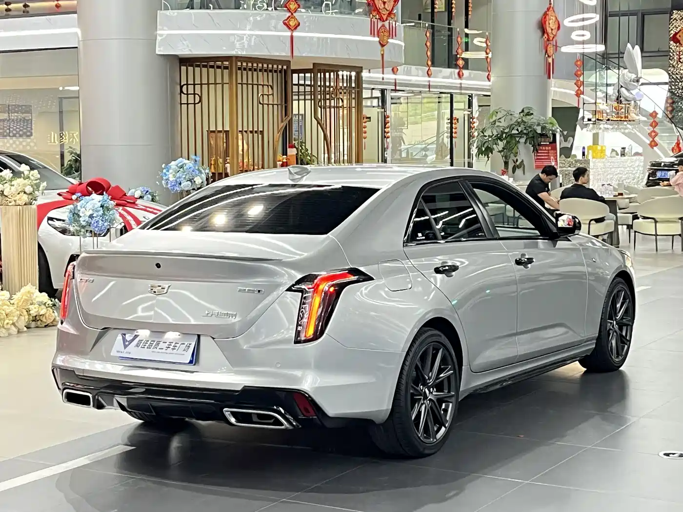 CADILLAC CT4