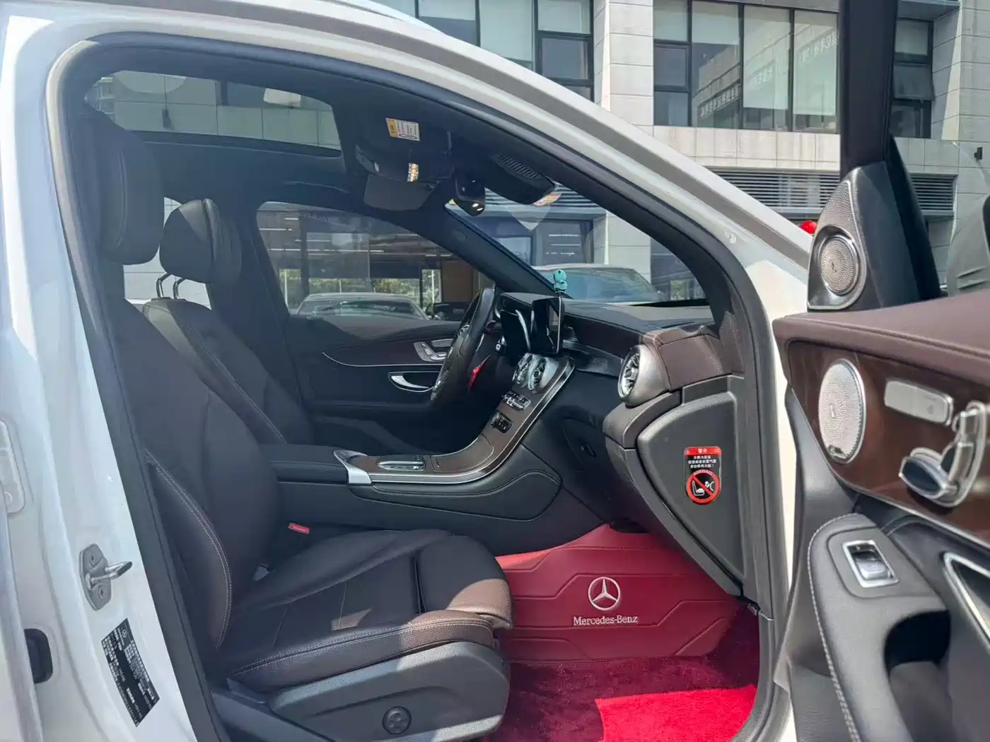 Mercedes-Benz GLC 2020 Facelift GLC 300 L 4MATIC Dynamic фото 3