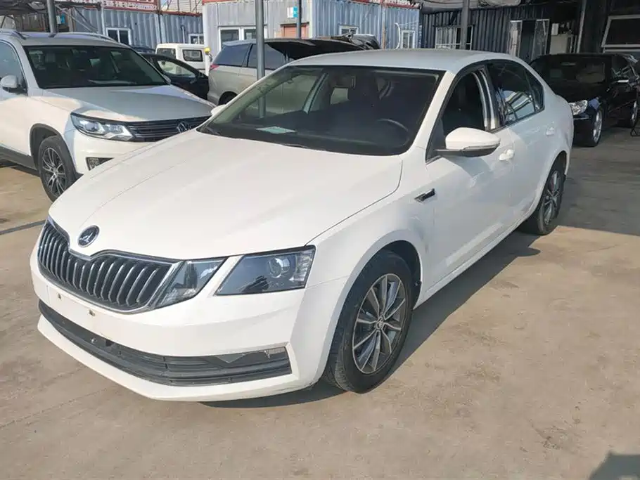 Škoda Octavia 2018 TSI230 DSG Comfort Edition
