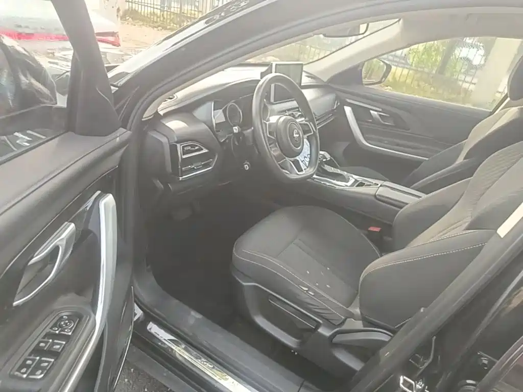 Photo 16 - Zotye T500
