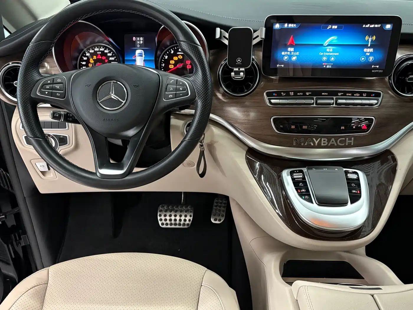 Mercedes-Benz V-Class 2021 V 260 L Long Wheelbase Luxury Edition фото 5