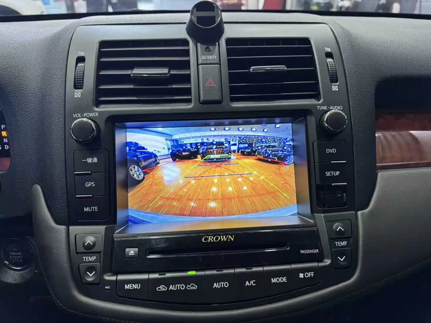 Toyota Crown 2012 2.5L Royal Leather Edition фото 13