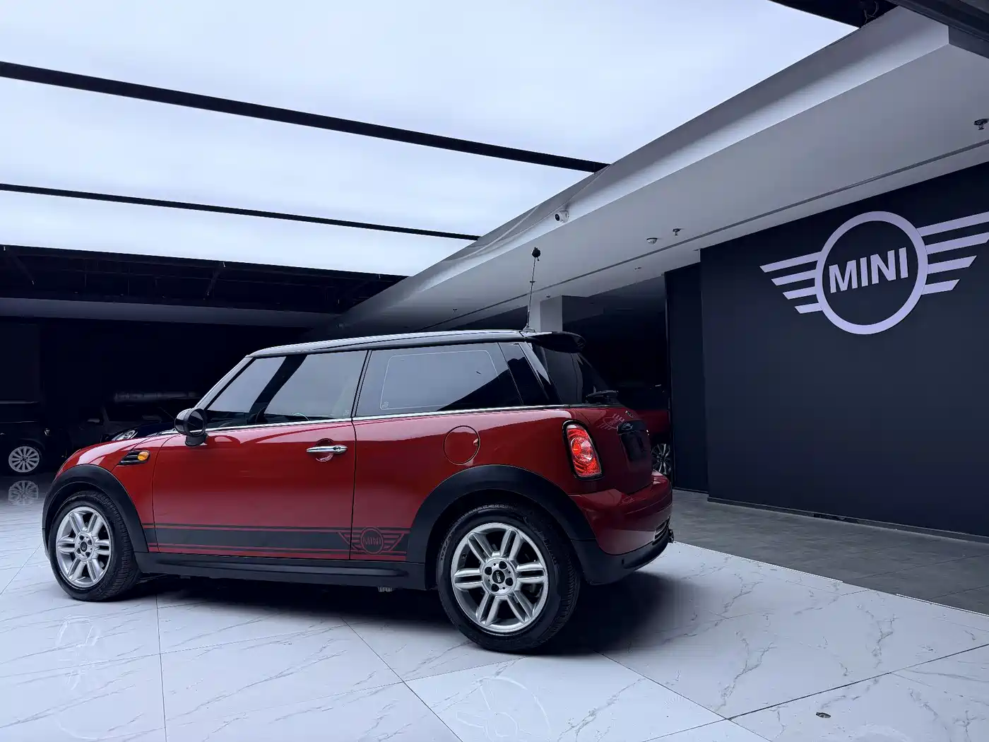 MINI 2011 1.6L COOPER Excitement фото 10