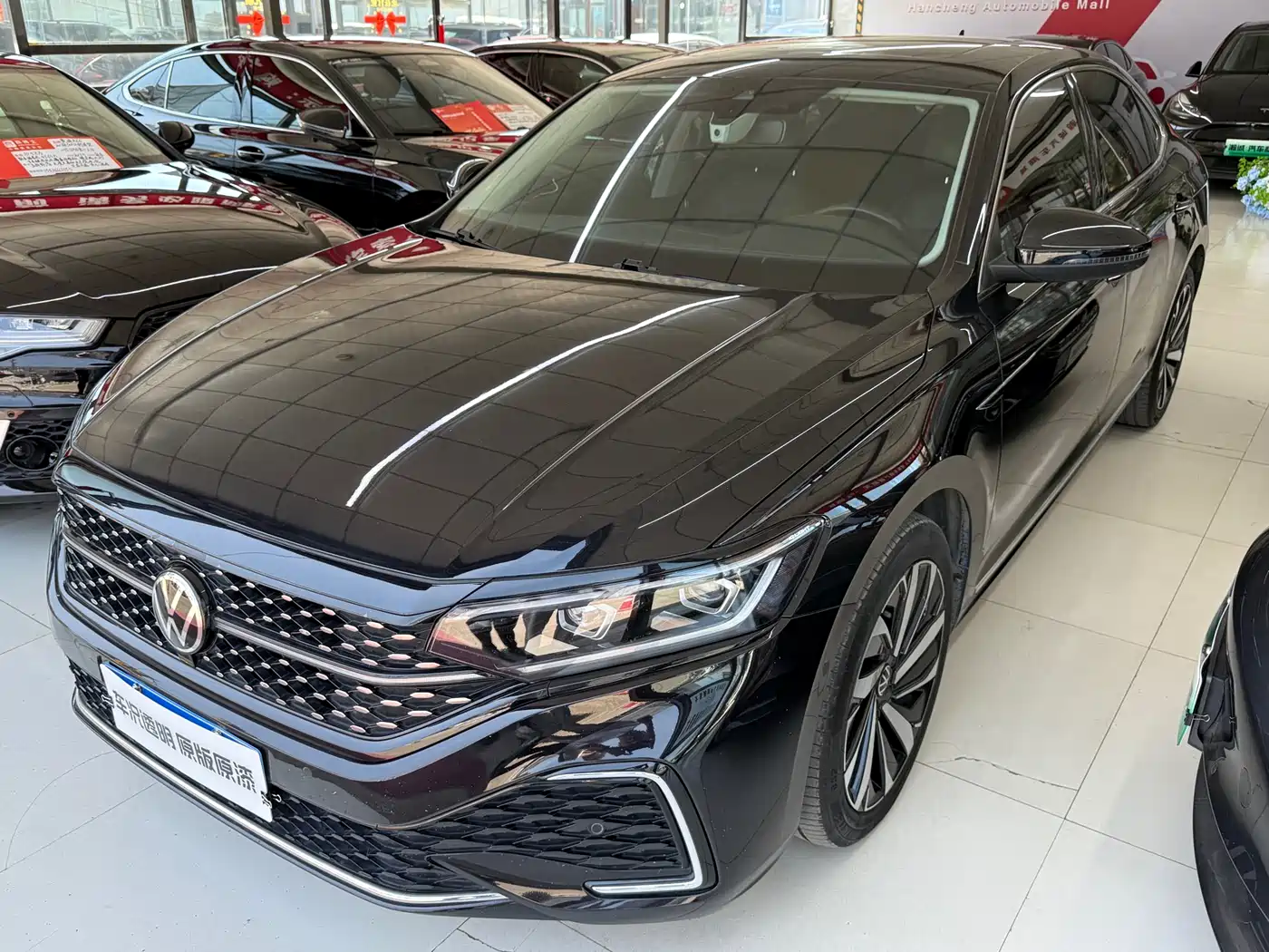 Volkswagen Passat 2022 330TSI Starlight Luxury Edition