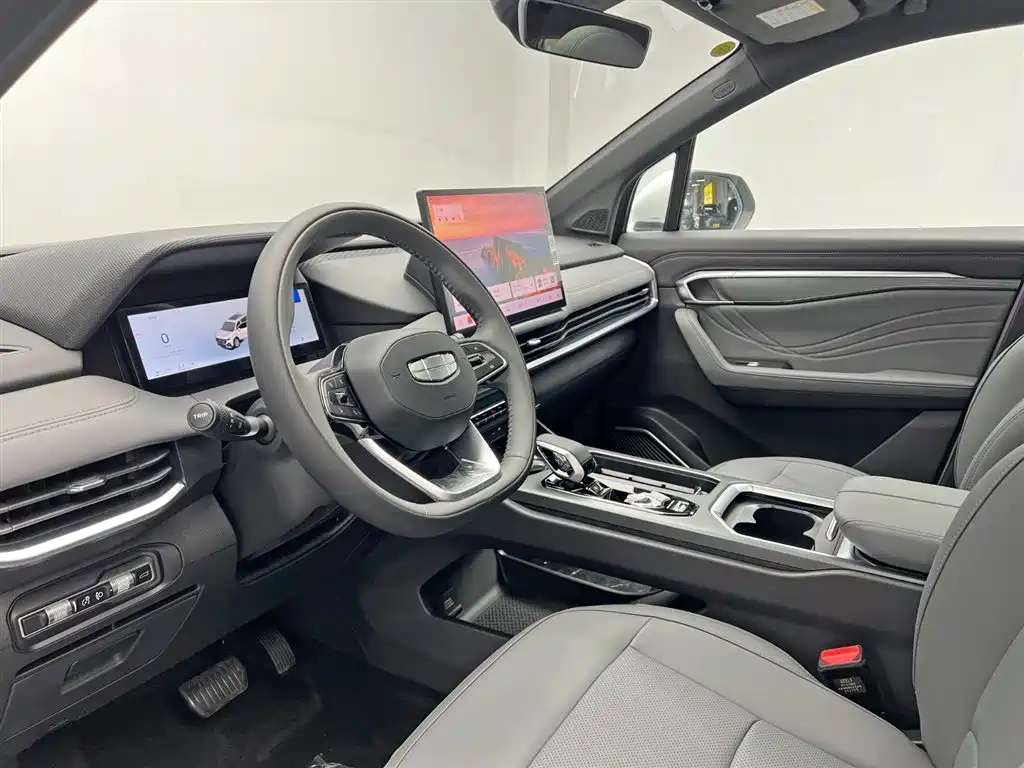 Geely Haoyue L 2026 2026 1.5TD DCT Happiness 7-Seater