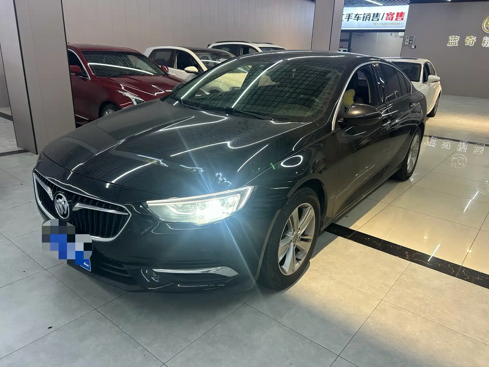 Photo 1 - Buick Regal