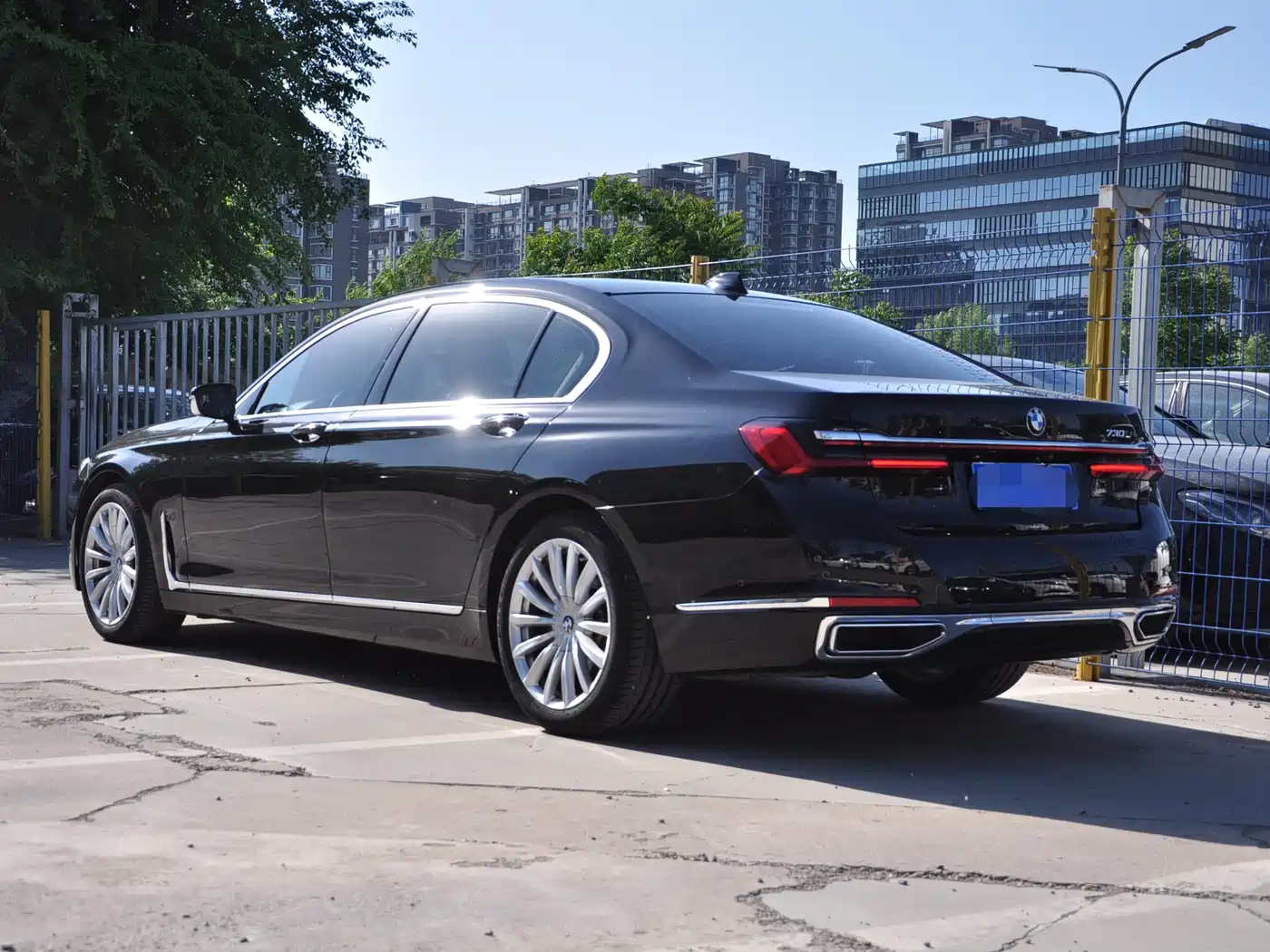 BMW 7 Series 2019 730Li Luxury Package фото 4