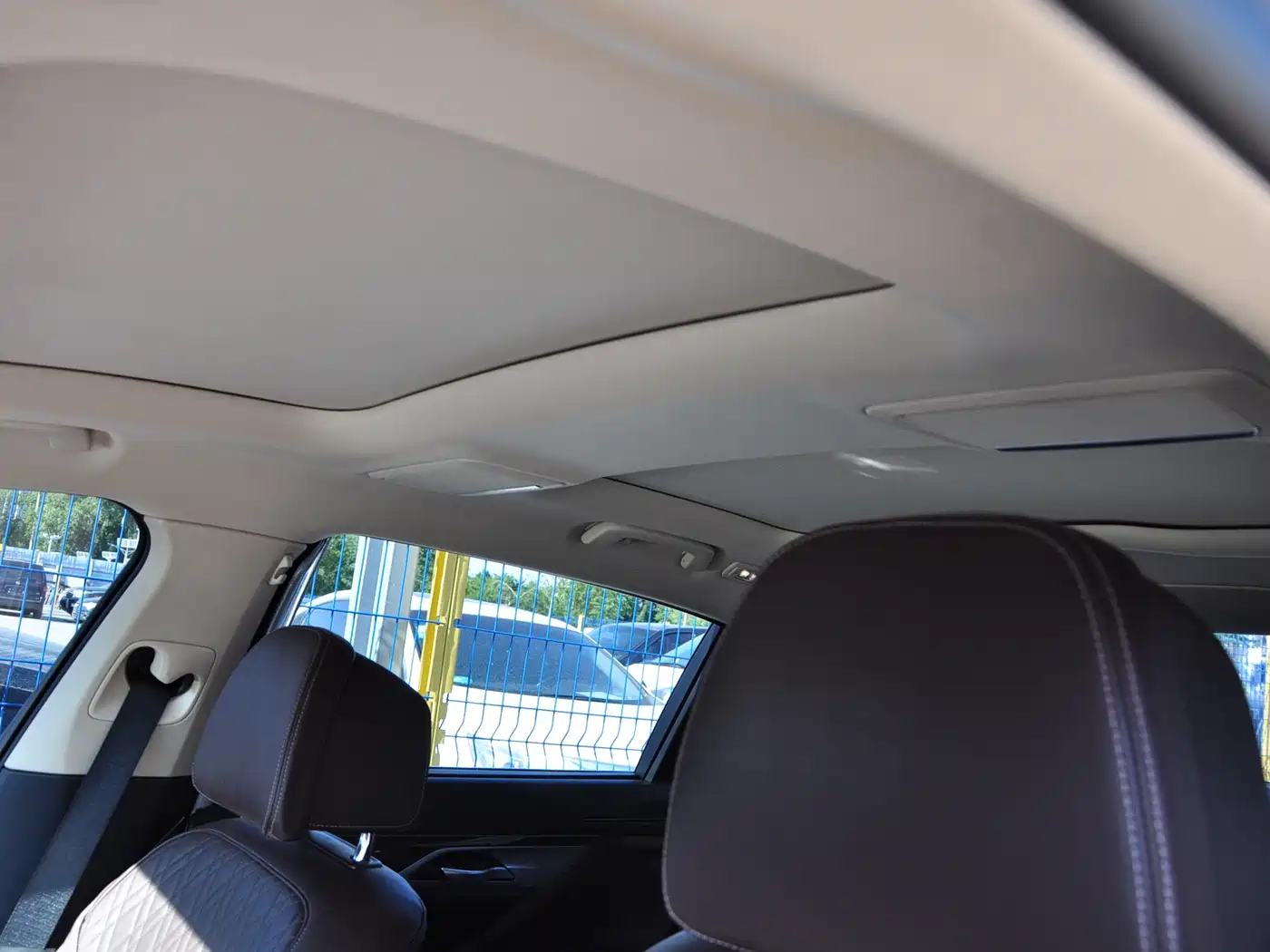 BMW 7 Series 2019 730Li Luxury Package фото 16