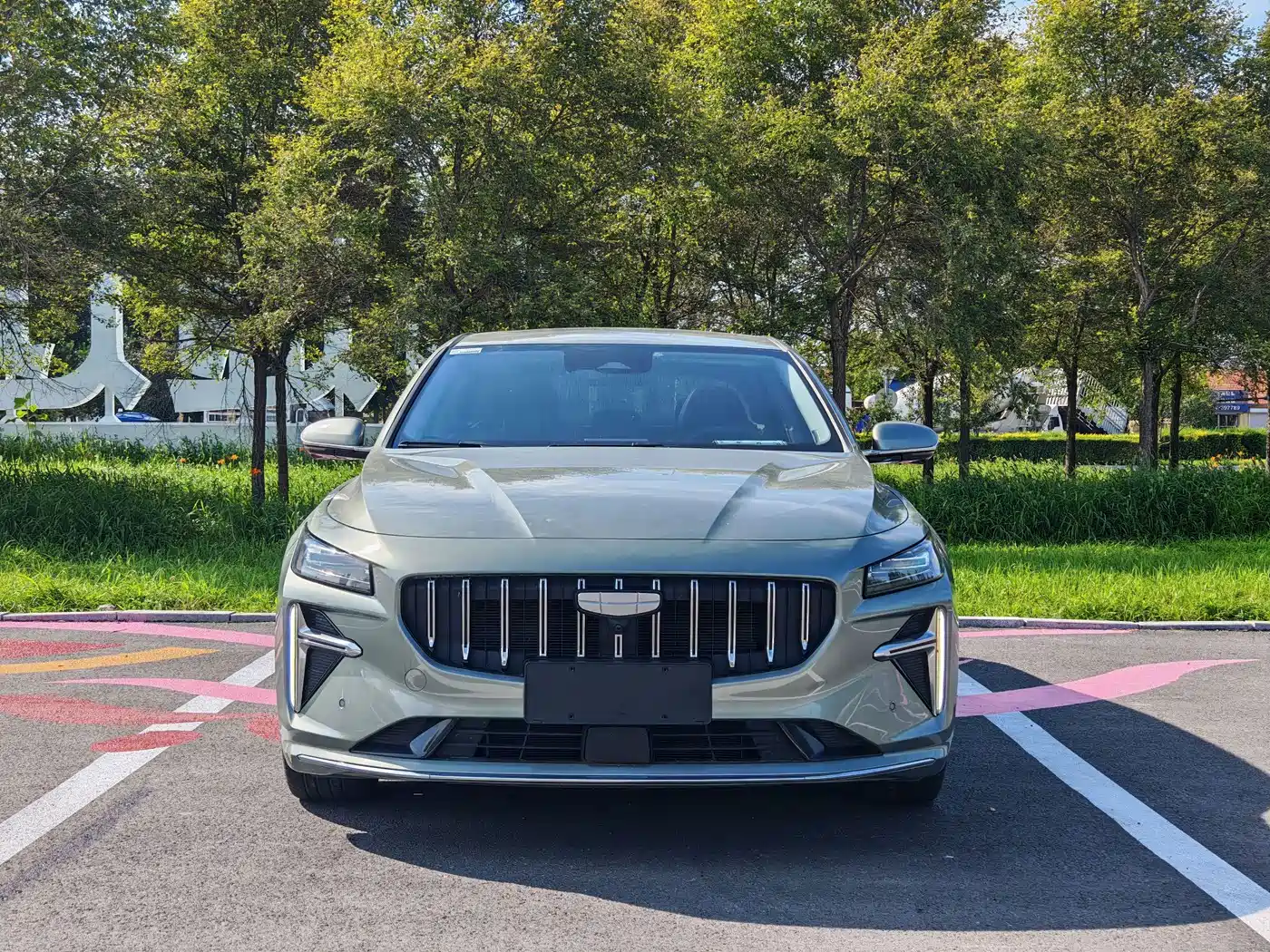 Фото 2 - Geely Xing Rui