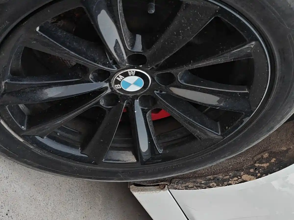 BMW 5 Series 2013 520Li Elegance фото 15