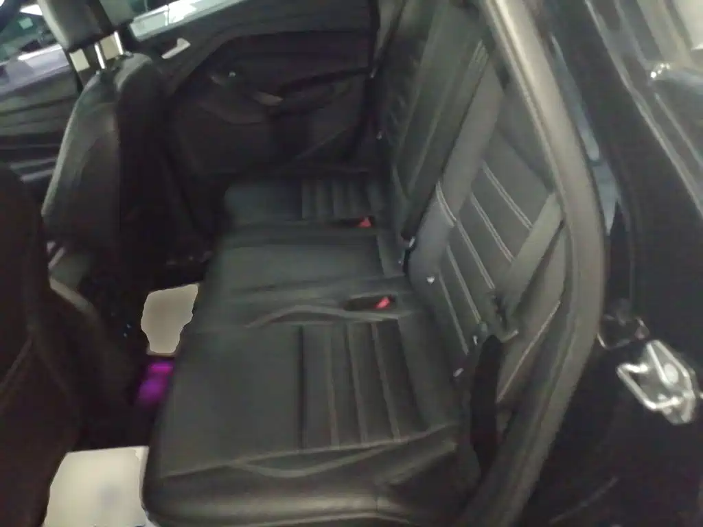Фото 17 - Ford Kuga