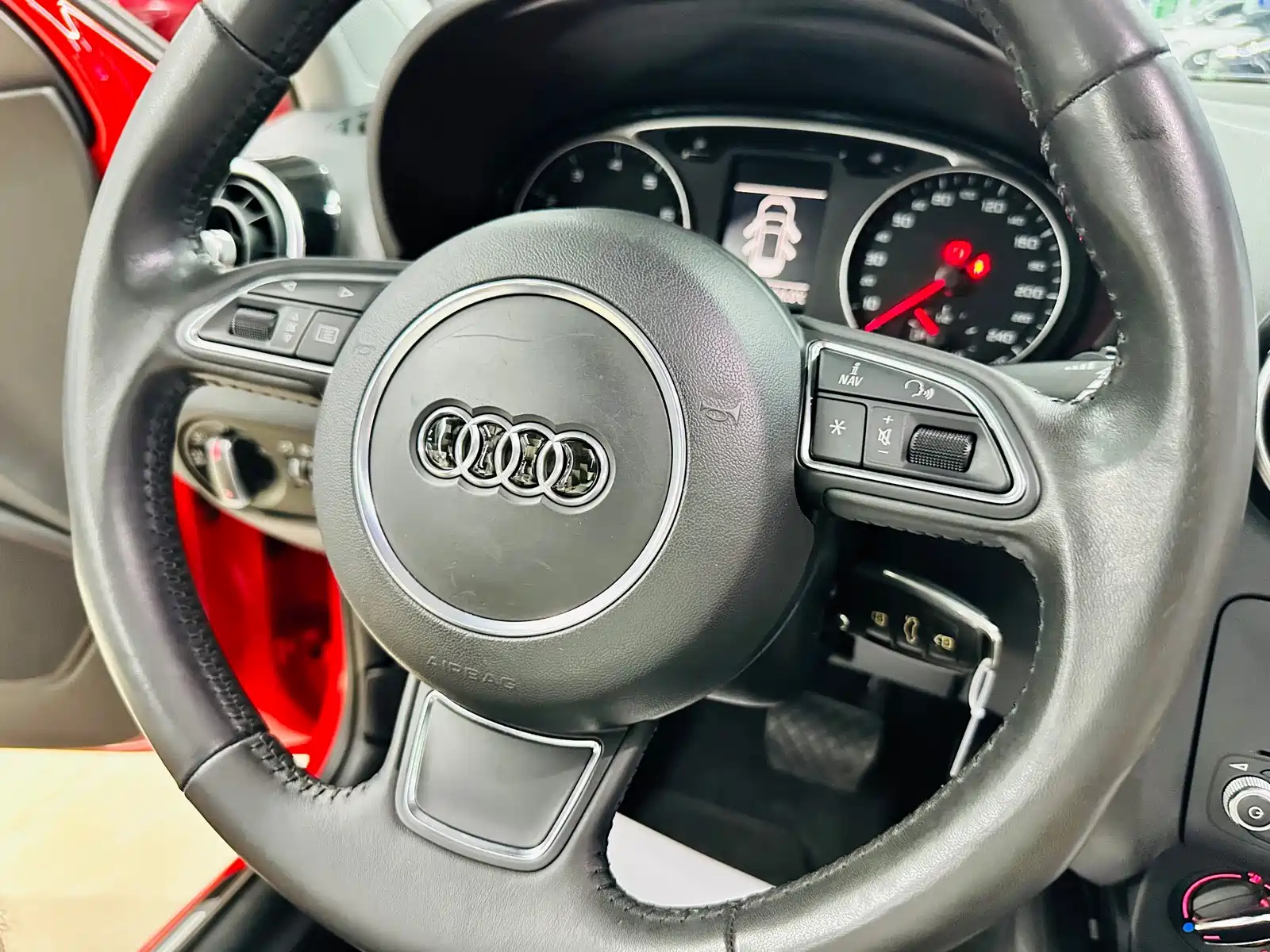 Фото 47 - Audi A1