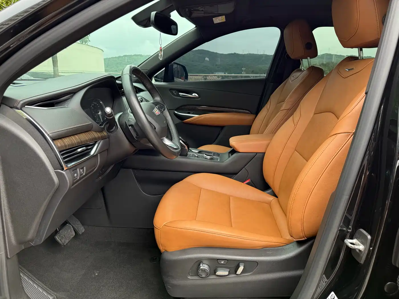 CADILLAC XT4