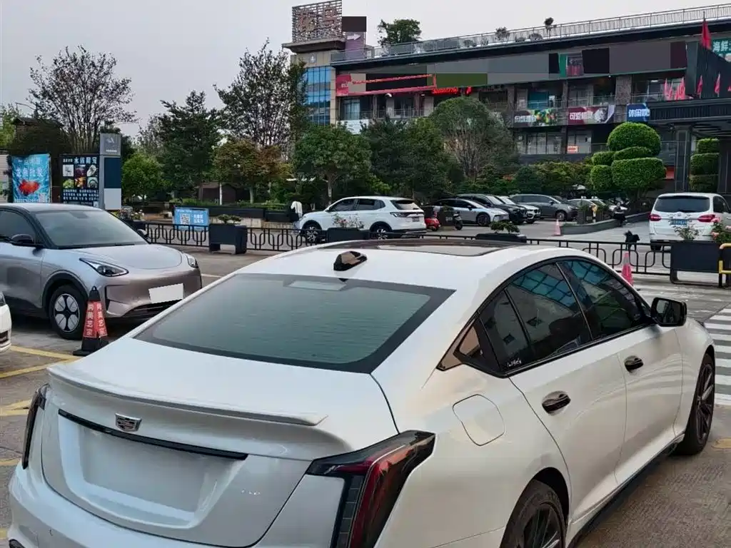 CADILLAC CT5