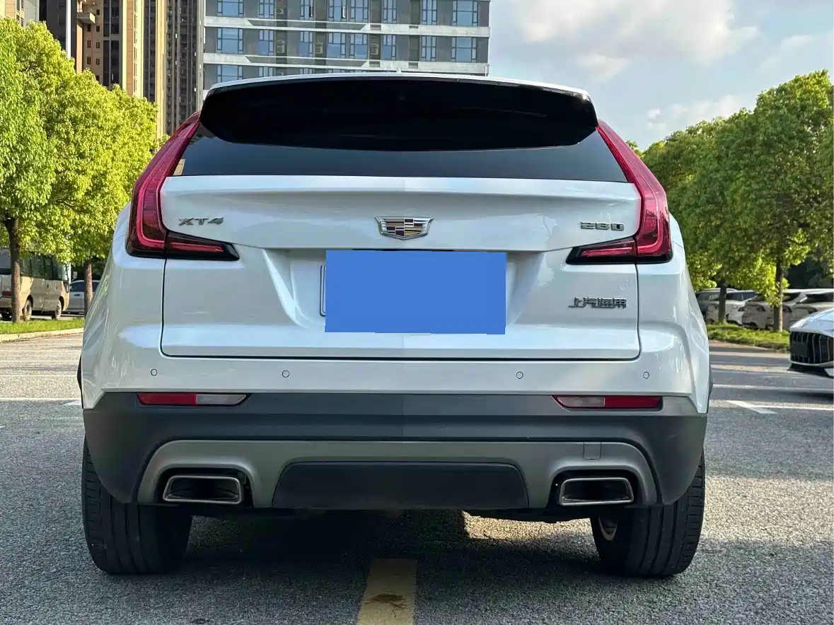Cadillac XT4 2020 28T FWD Leading Trim фото 9
