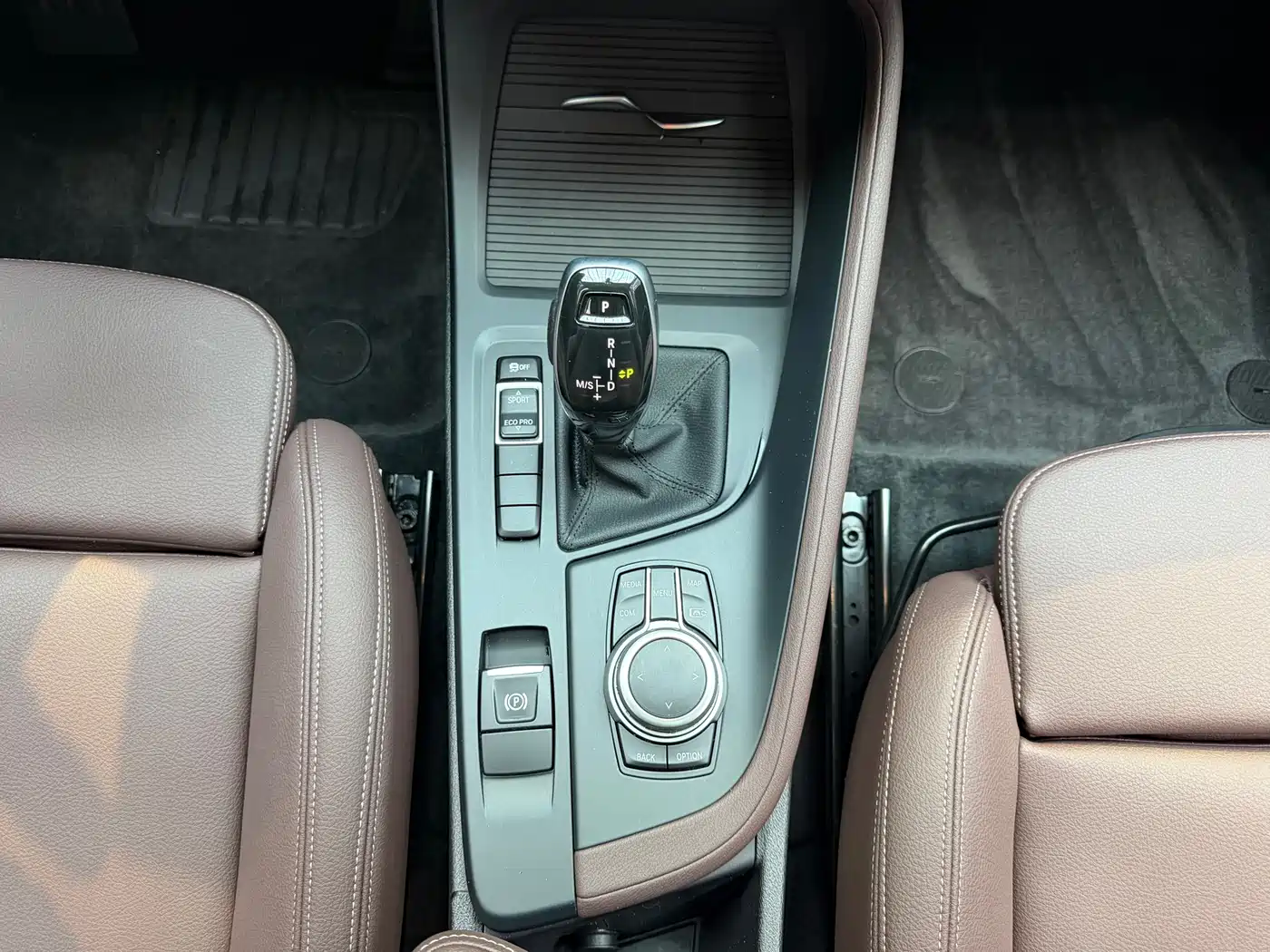 BMW X1 2022 sDrive20Li Fashion фото 17