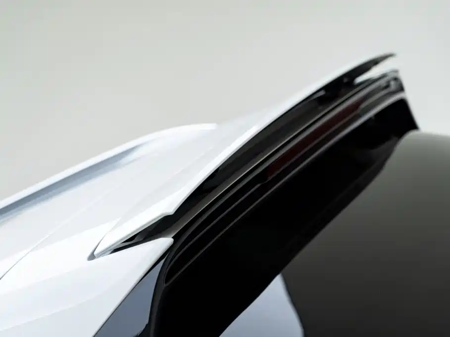 صورة 9 - Porsche Cayenne New Energy