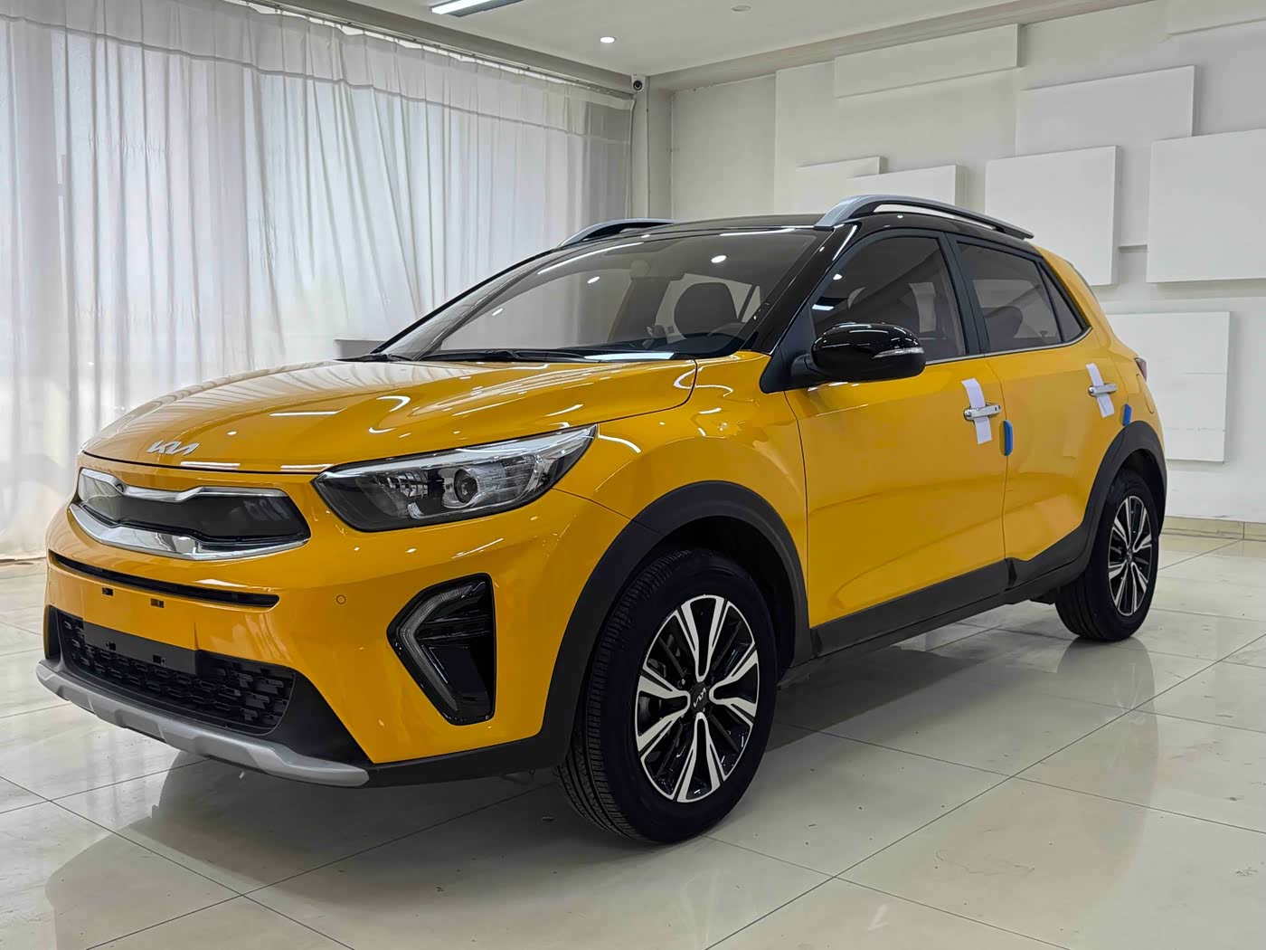 Kia KX1