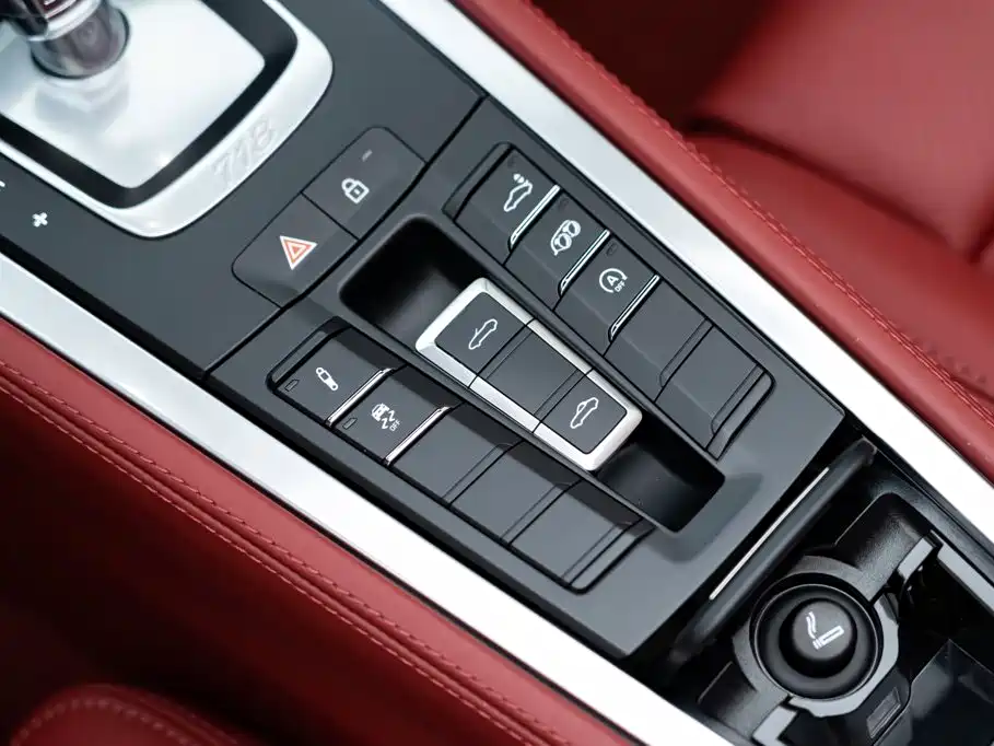 Porsche 718 2023 2022 Boxster 2.0T