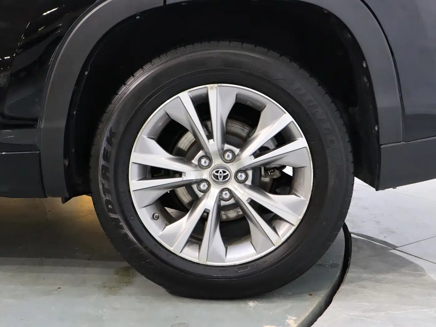 Toyota Highlander 2015 2.0T AWD Elite Edition 7-seater фото 10