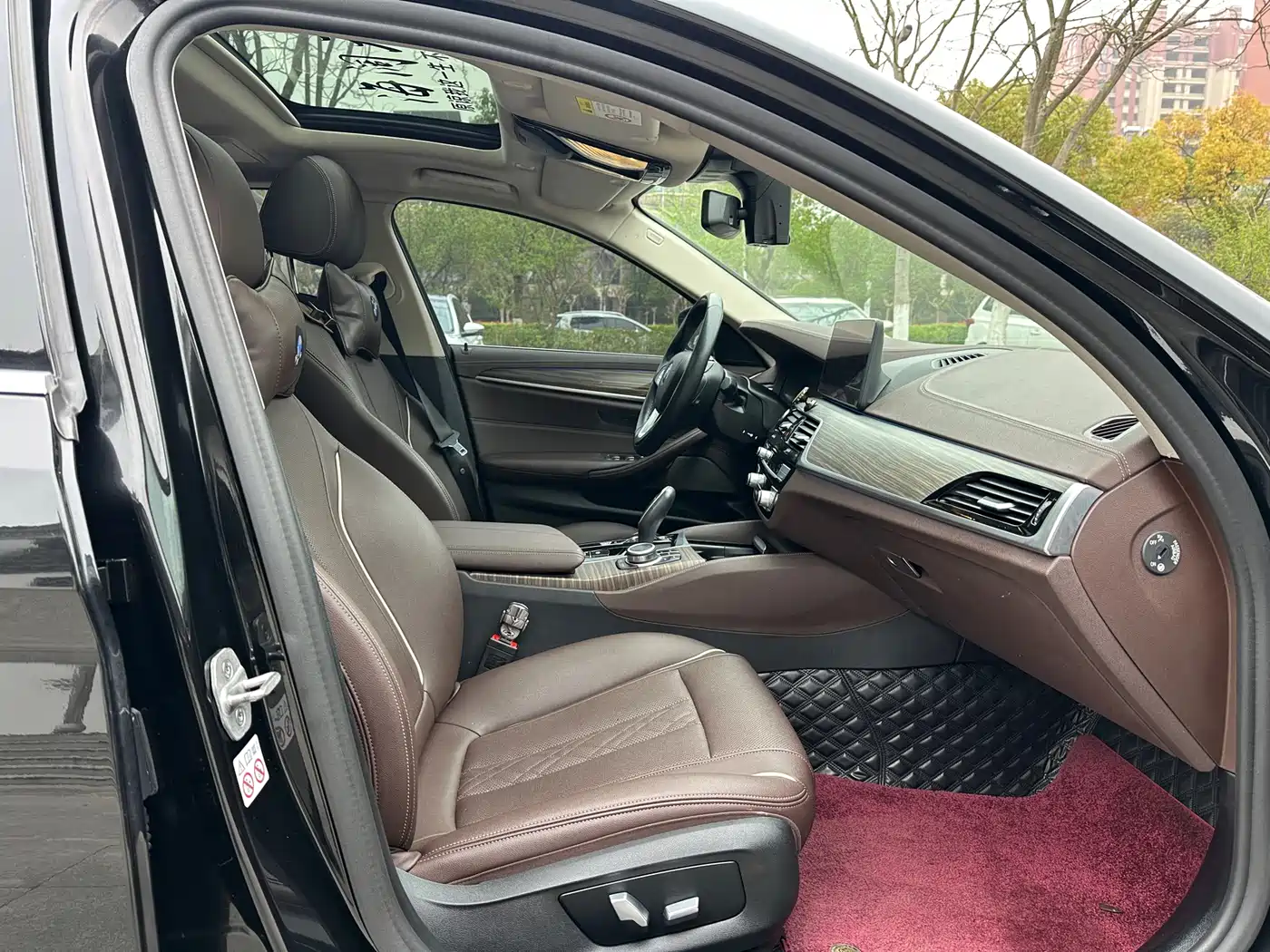 BMW 5 Series New Energy 2022 Facelift 535Le Luxury Package фото 11