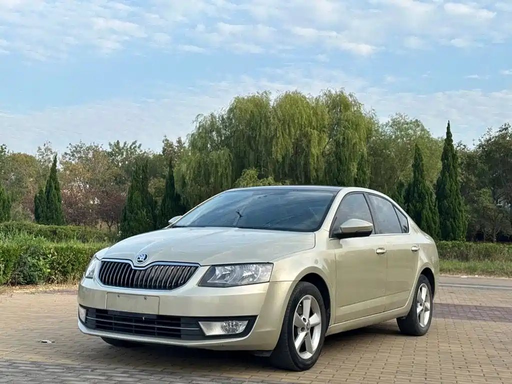 Photo 1 - Škoda Octavia