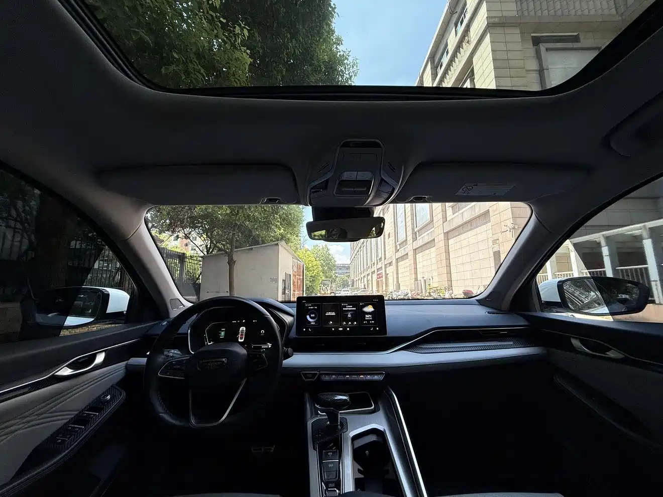 GEELY AUTOMOBILE XINGRUI