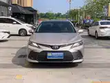 Фото 2 - Toyota Camry
