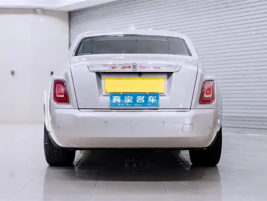 Rolls-Royce Phantom 2019 2018 6.7T Long Wheelbase Version