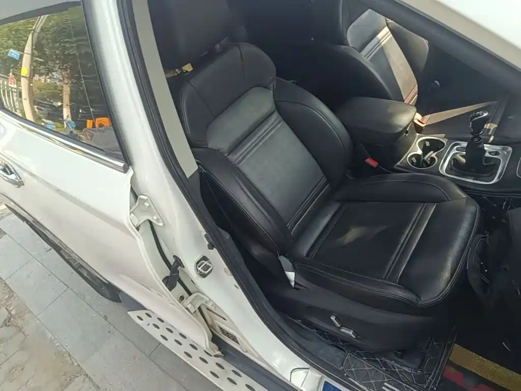 JAC Refine S7 2018 2017 2.0T Manual Premium Smart Edition