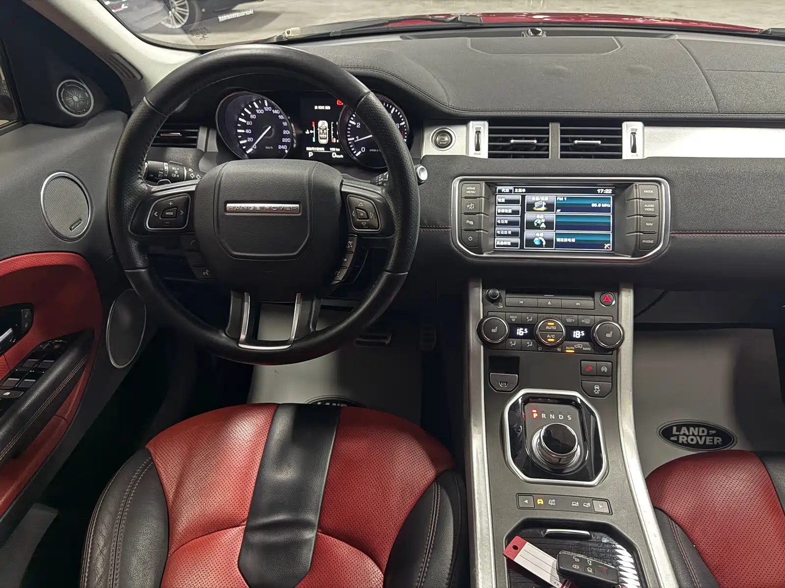 صورة 10 - Land Rover Range Rover Evoque (Import)