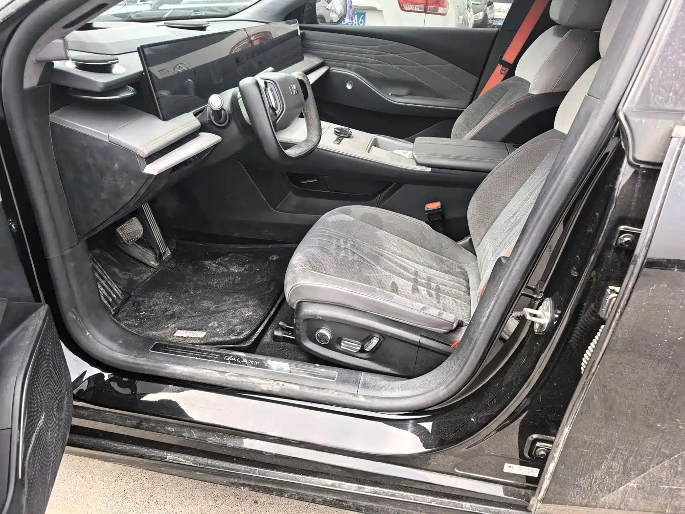 GEELY GALAXY GALAXY E8