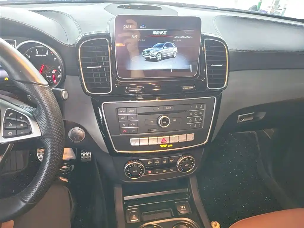 Mercedes-Benz GLE AMG 2017 AMG GLE 43 4MATIC фото 13
