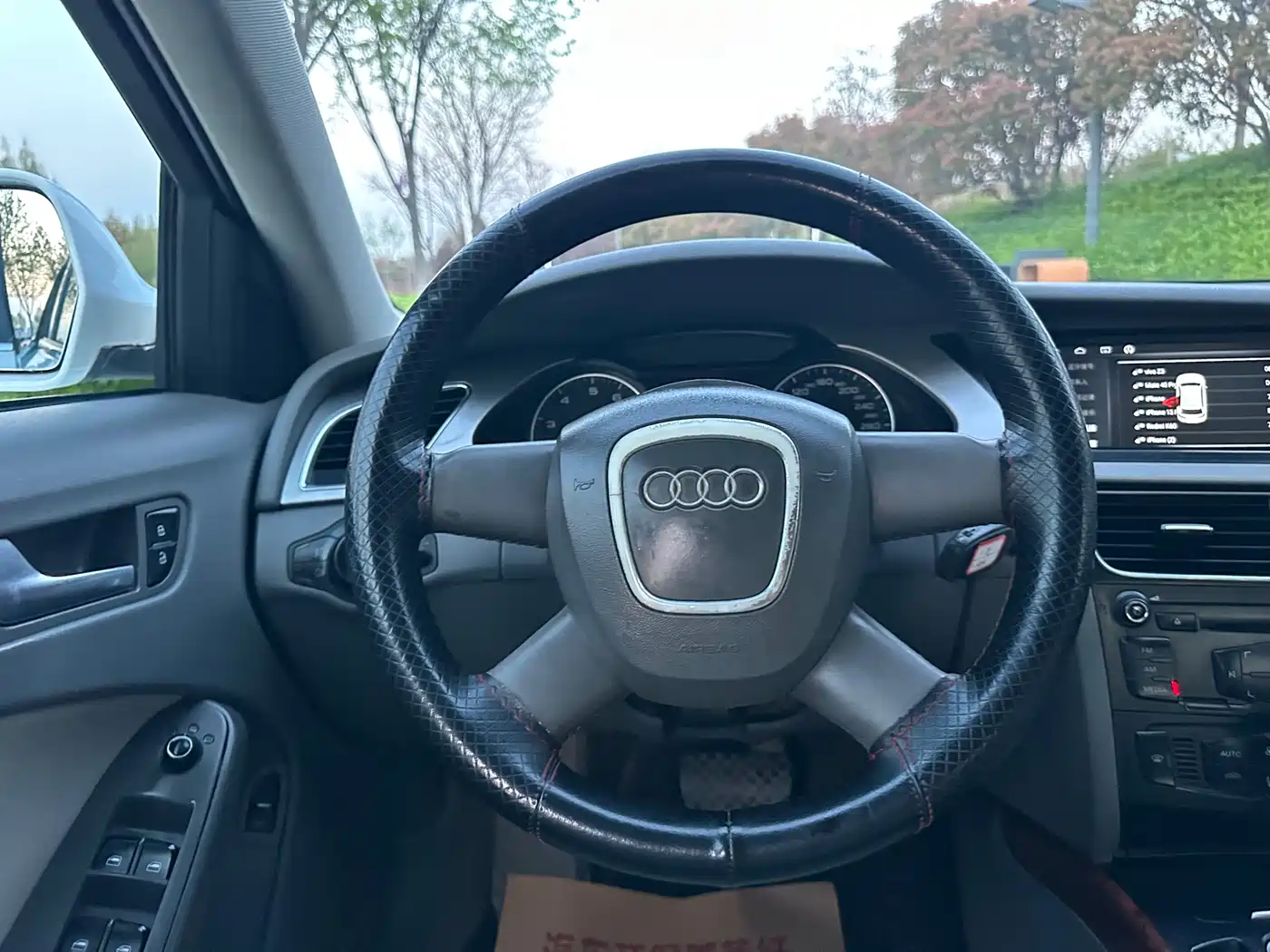 Audi A4L 2011 2.0 TFSI Standard фото 7