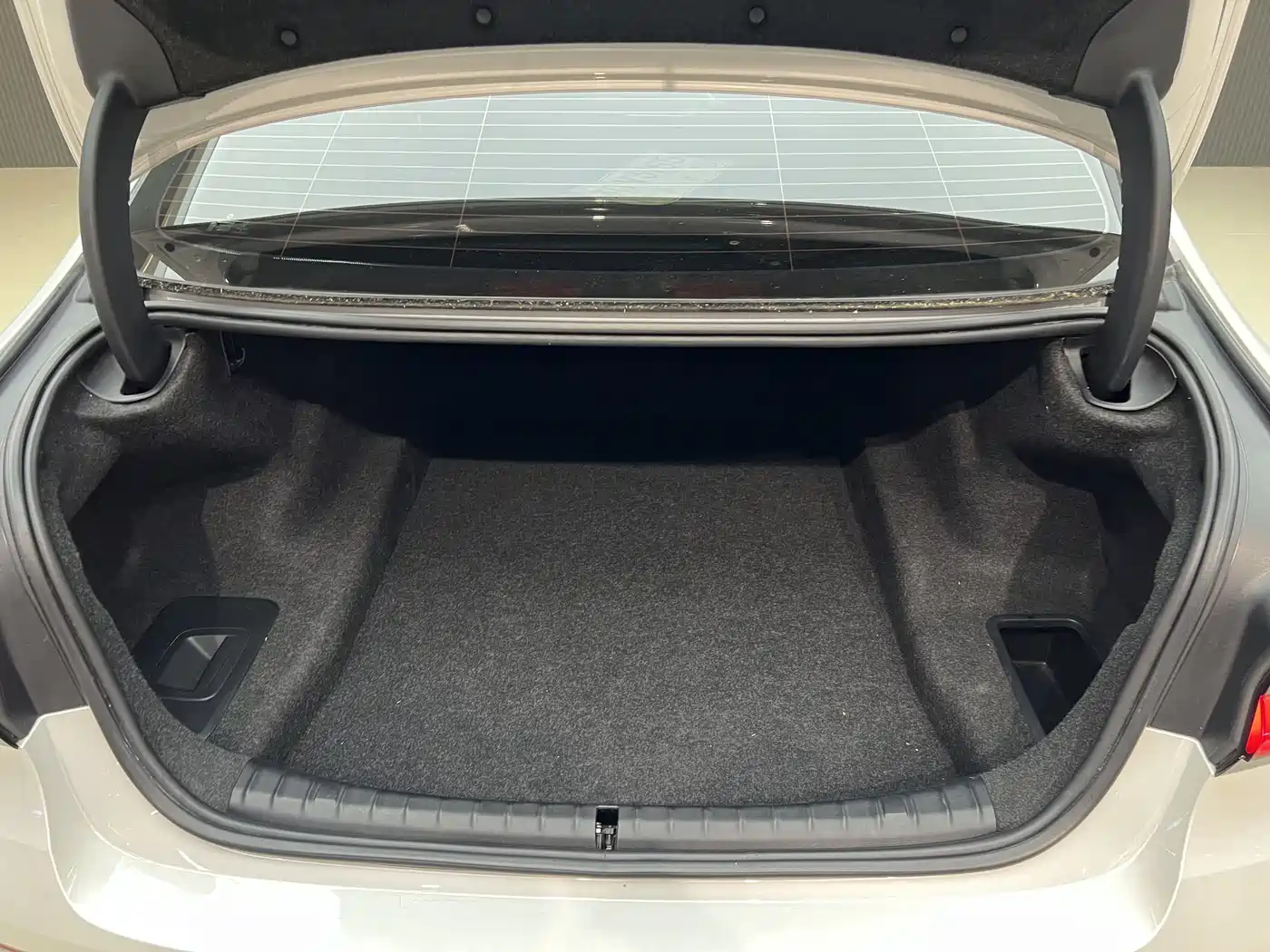 BMW 5 Series 2022 525Li Luxury Package фото 21