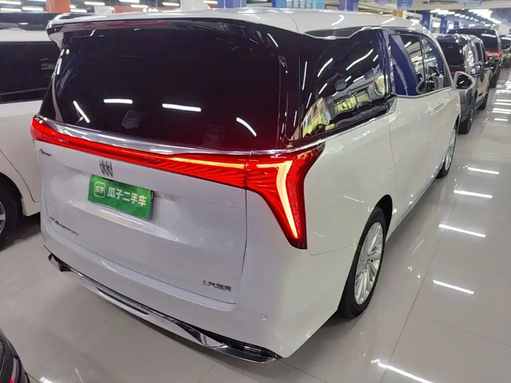 Buick Century 2025 2025 2.0T 7-Seater World Edition