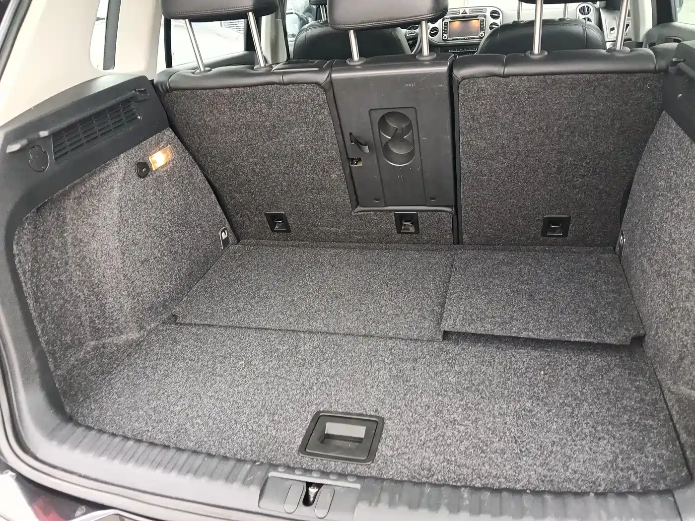 Volkswagen Tiguan 2012 1.8TSI Automatic 2WD Trend Edition фото 11