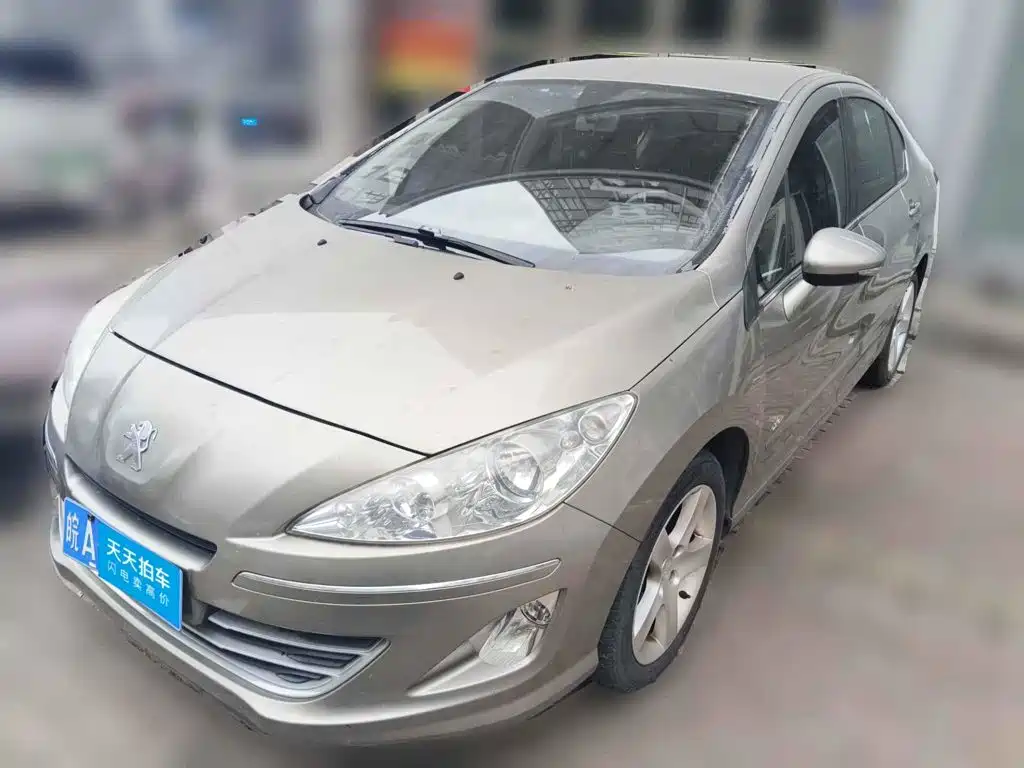 Фото 1 - Peugeot 408