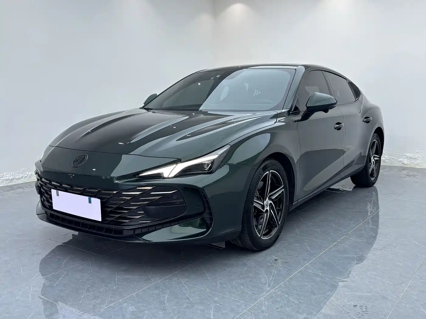 MG MG7 2023 — пригон из Китая