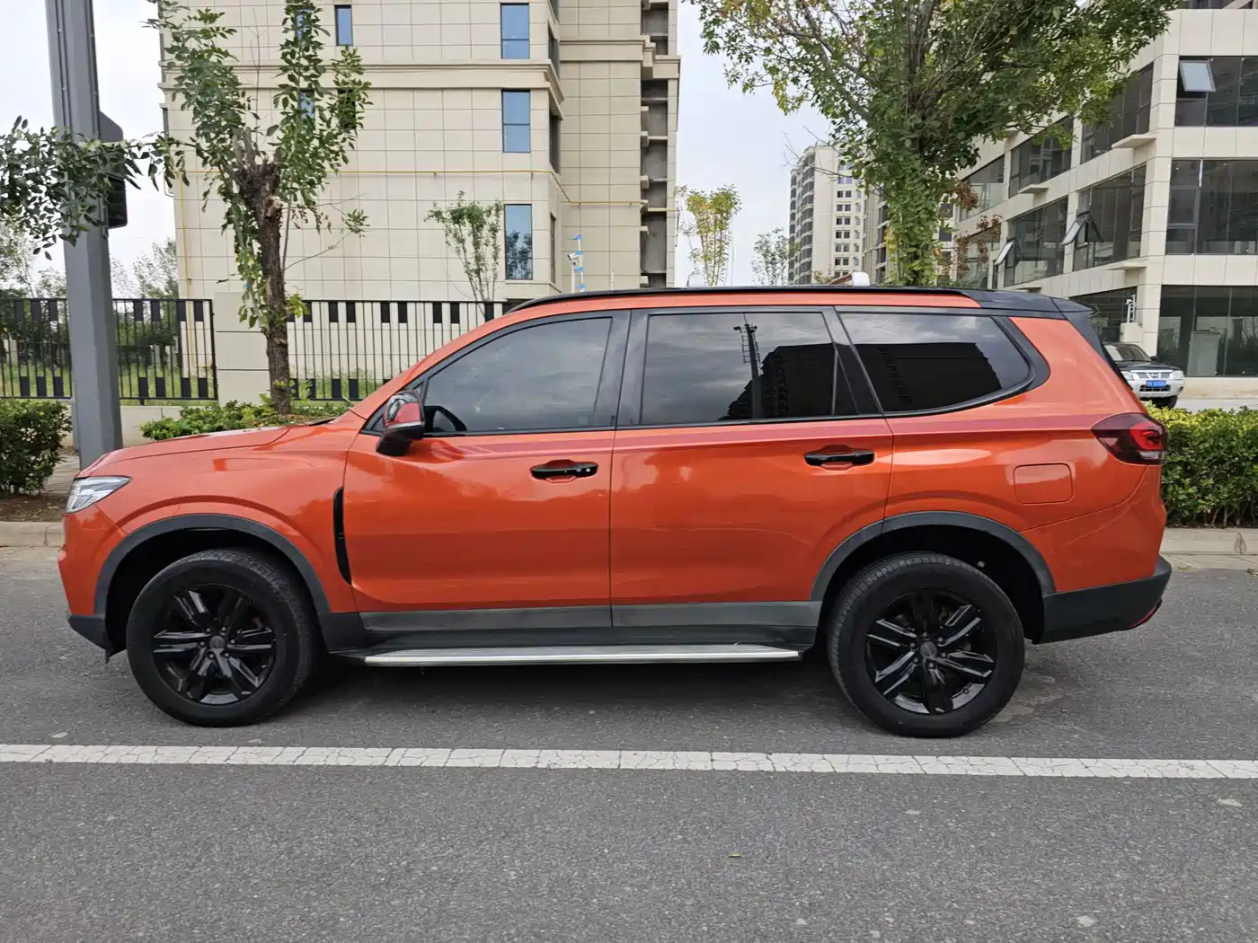 Maxus D90 Pro 2022 2021 2.0T Diesel 4WD Lop Nur Edition 7-Seater