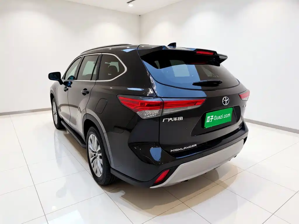 Toyota Highlander 2024 2023 2.5L Smart Hybrid Dual Engine AWD Premium 7-Seater