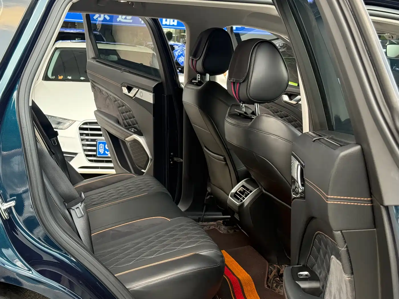 Wey Latte DHT-PHEV 2022 1.5T AWD Super Large Edition фото 6