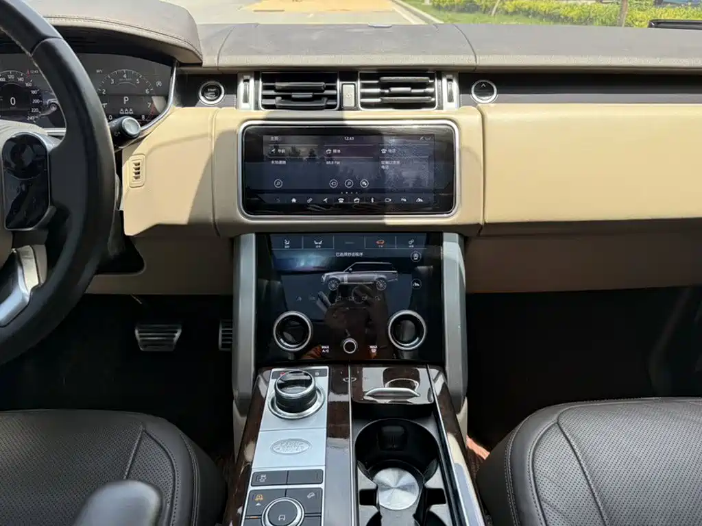 LAND ROVER RANGE ROVER